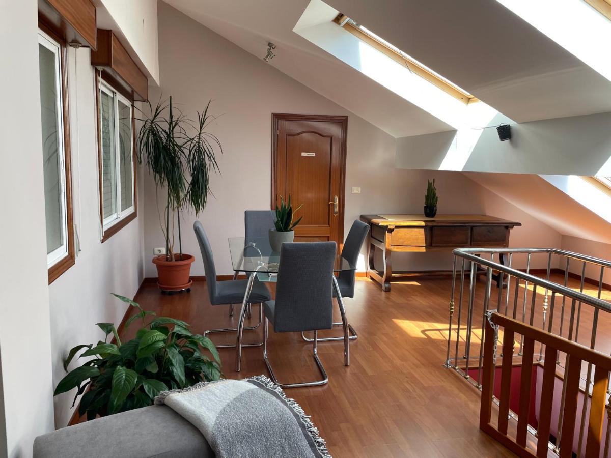 Duplex Rosalia De Castro. Ribadavia Apartment Luaran gambar